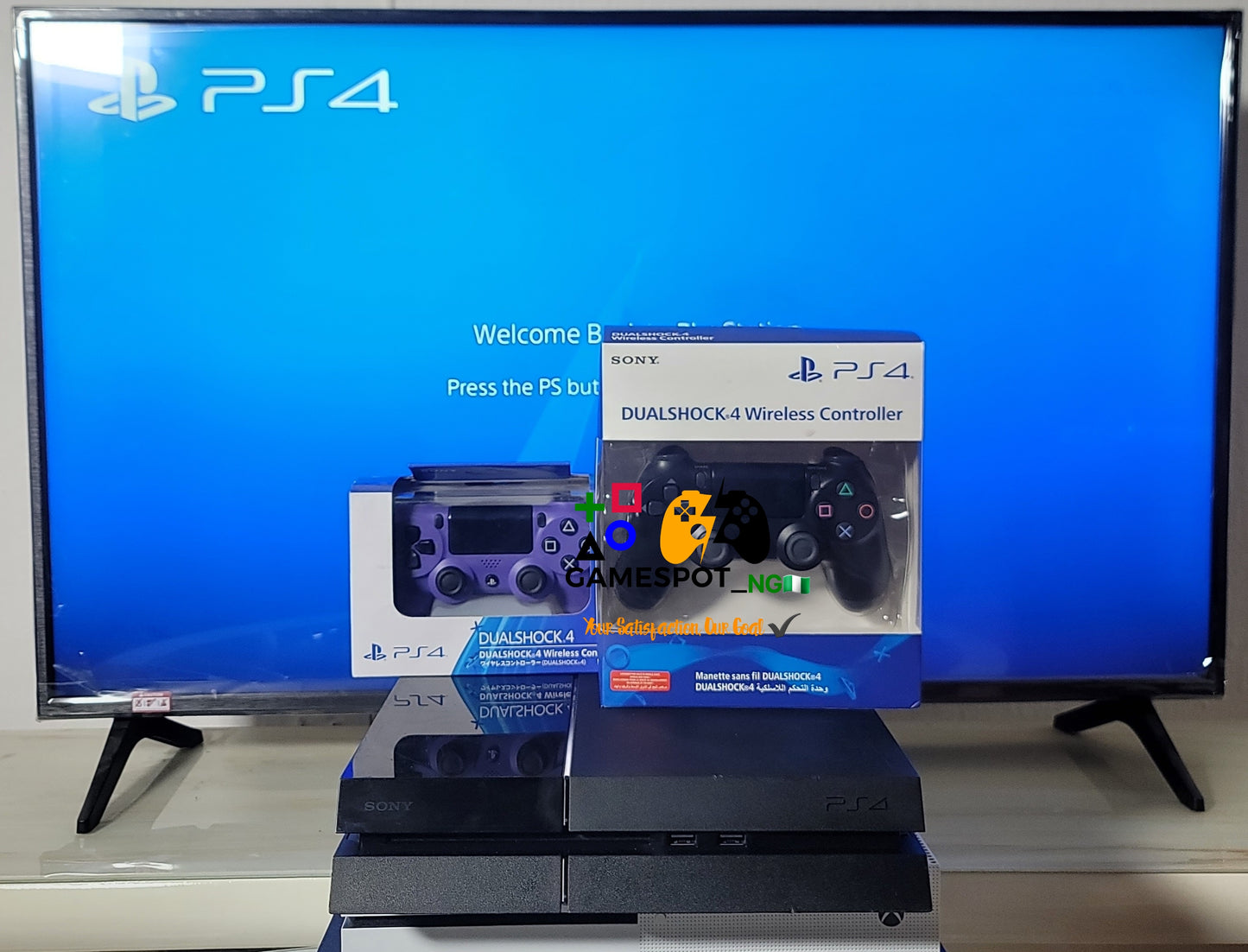 1TB Uk Used PS4 Bundle: Console + 16 Installed Games of Your Choice + 2 DualShock Controllers!